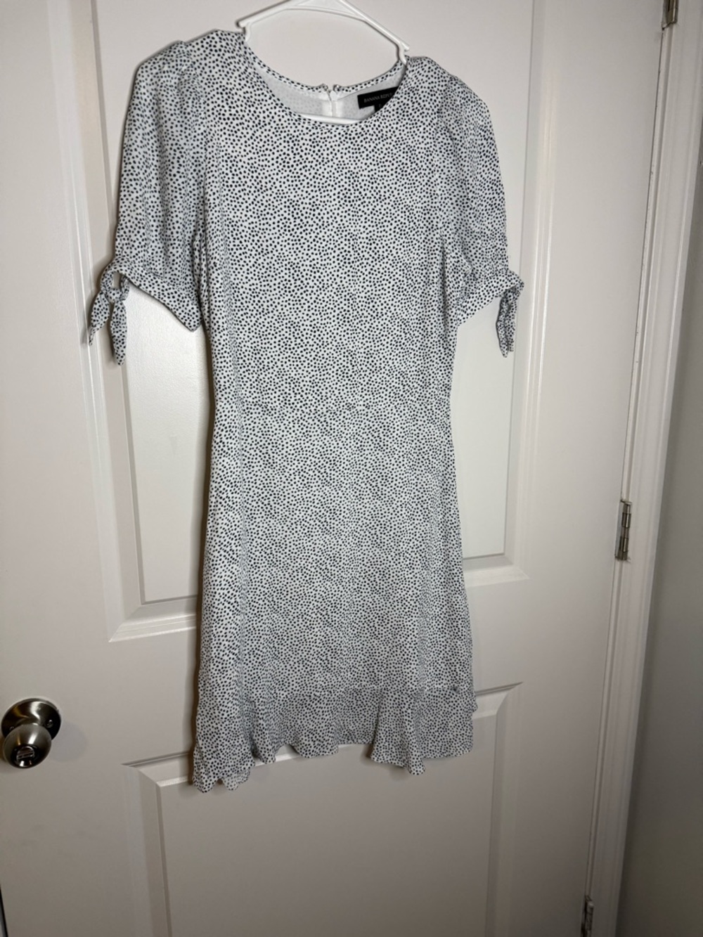 Banana Republic White and Black Dotted Tie-Sleeve Mini Dress